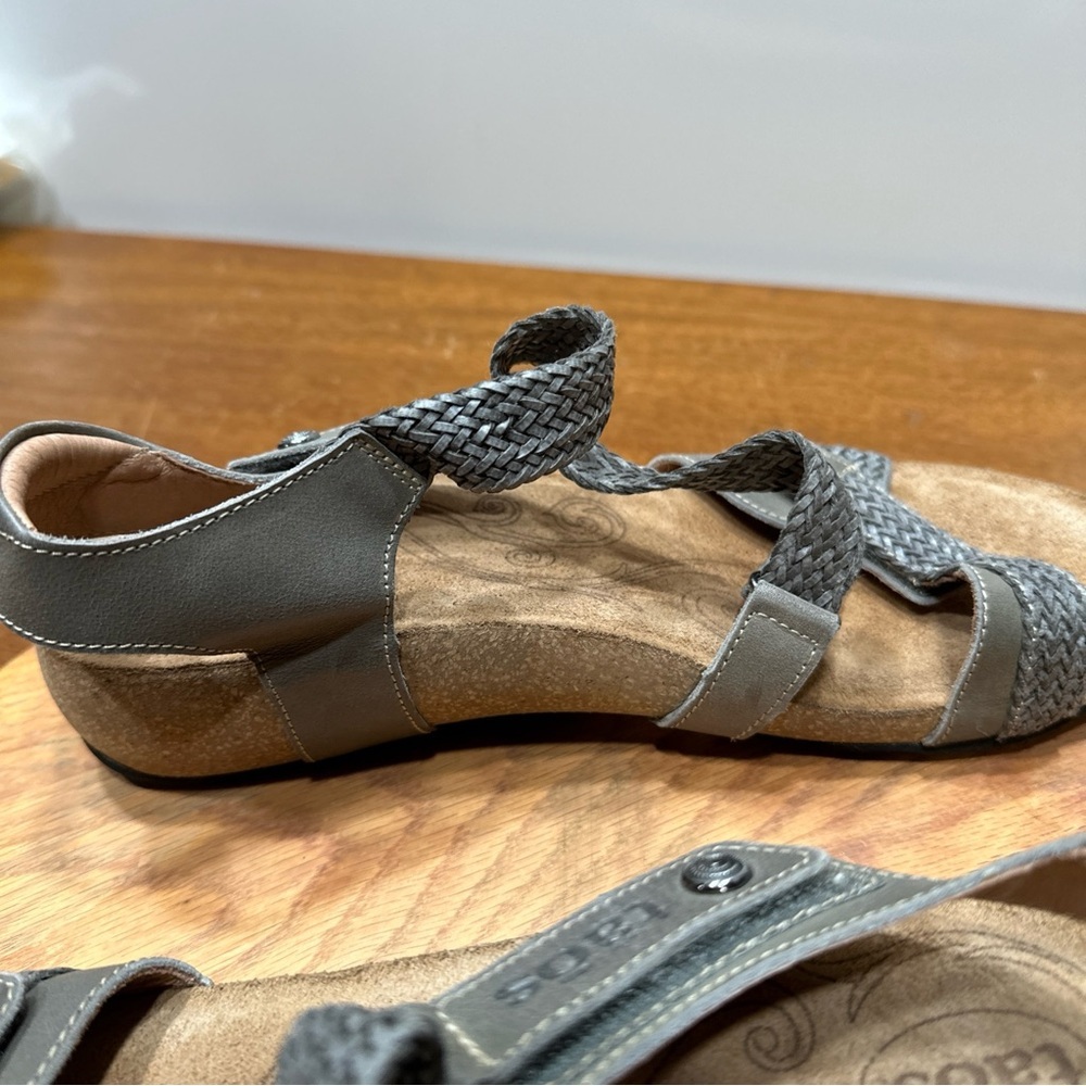 Taos Footwear Women's Gray Braided Sporty Sandal - Picture 7 of 8